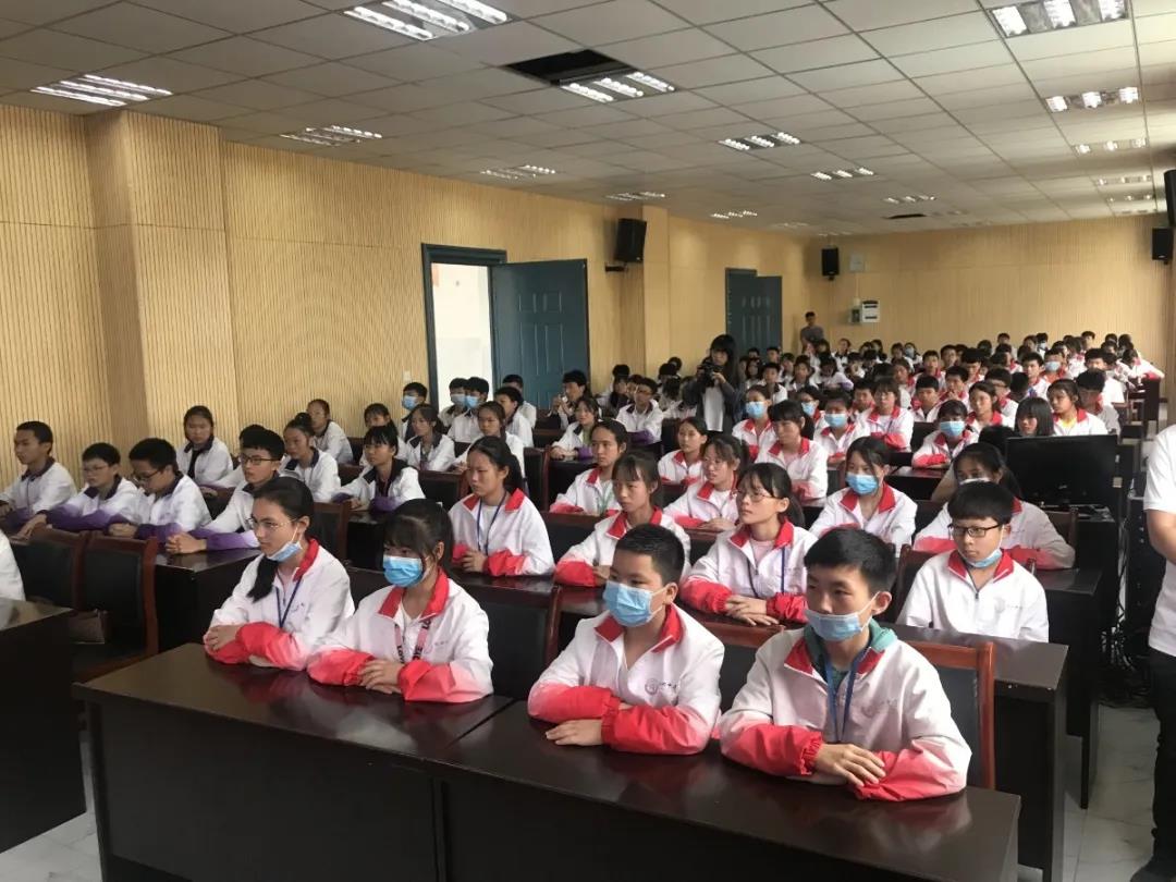 【榜样的力量】兴义市开展先进模范进社区宣讲活动