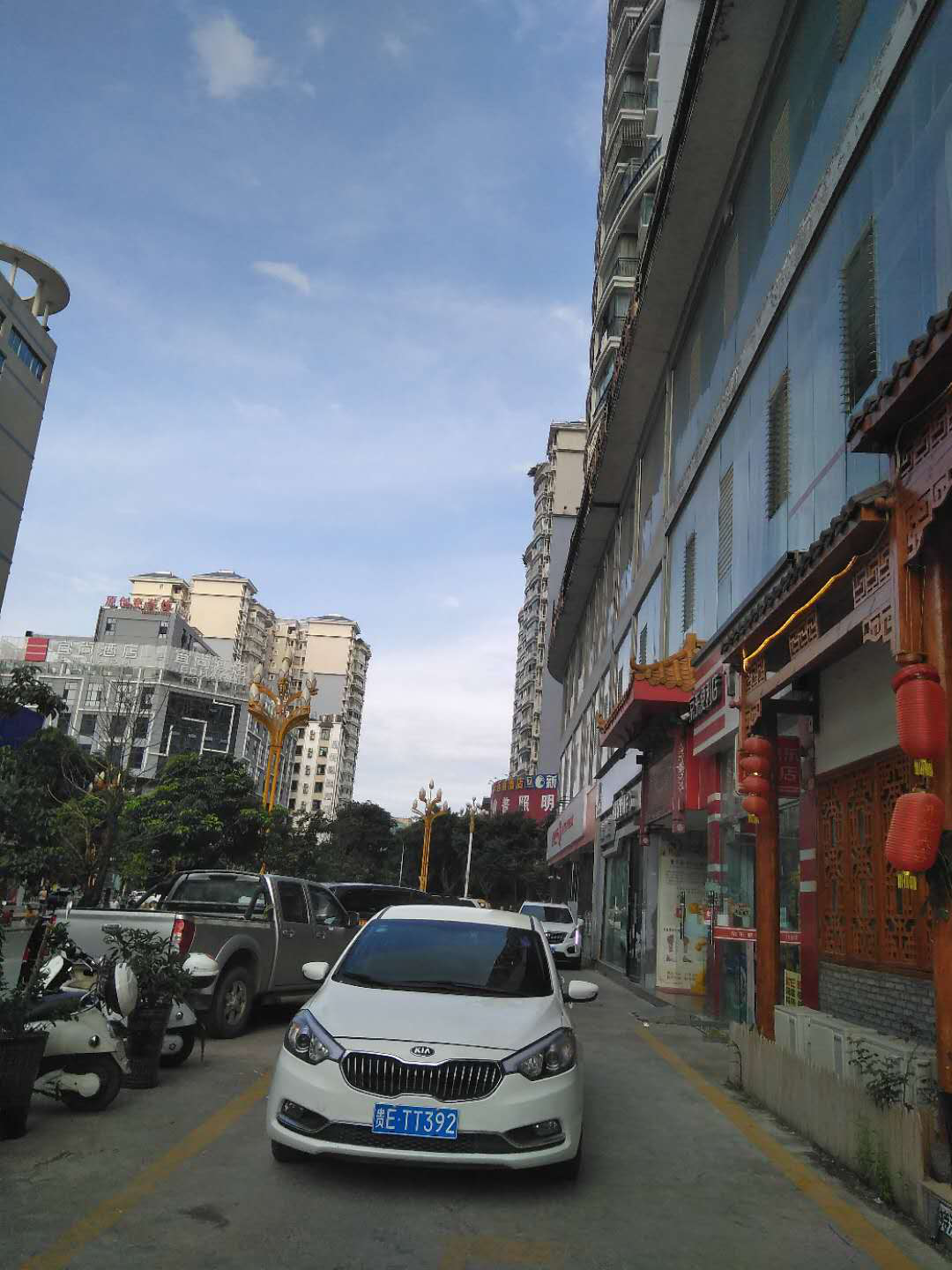 曝光台│乱停乱放、强行加塞……兴义这些不文明行为被曝光