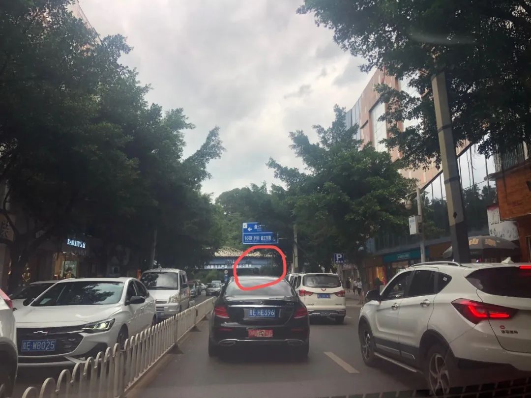 【不文明曝光台】第10期：车辆随意违停、任性加塞，公共场所不文明行为？曝光！！