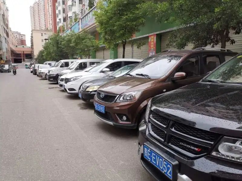 【不文明曝光台】第10期：车辆随意违停、任性加塞，公共场所不文明行为？曝光！！