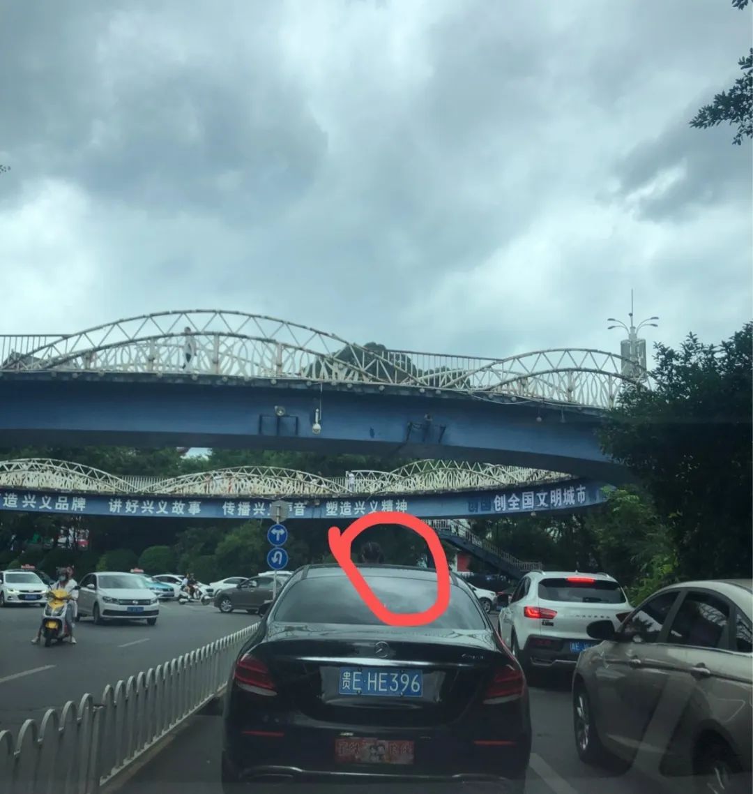 【不文明曝光台】第10期：车辆随意违停、任性加塞，公共场所不文明行为？曝光！！