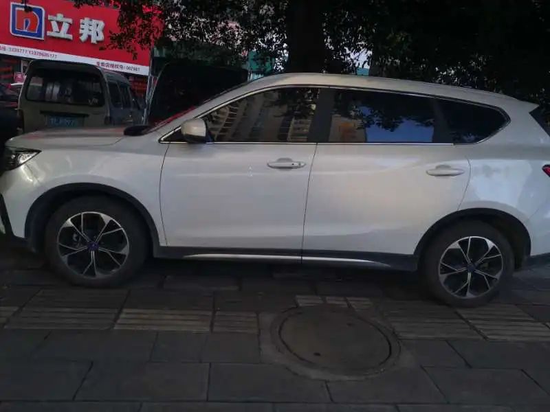 【不文明曝光台】第10期：车辆随意违停、任性加塞，公共场所不文明行为？曝光！！