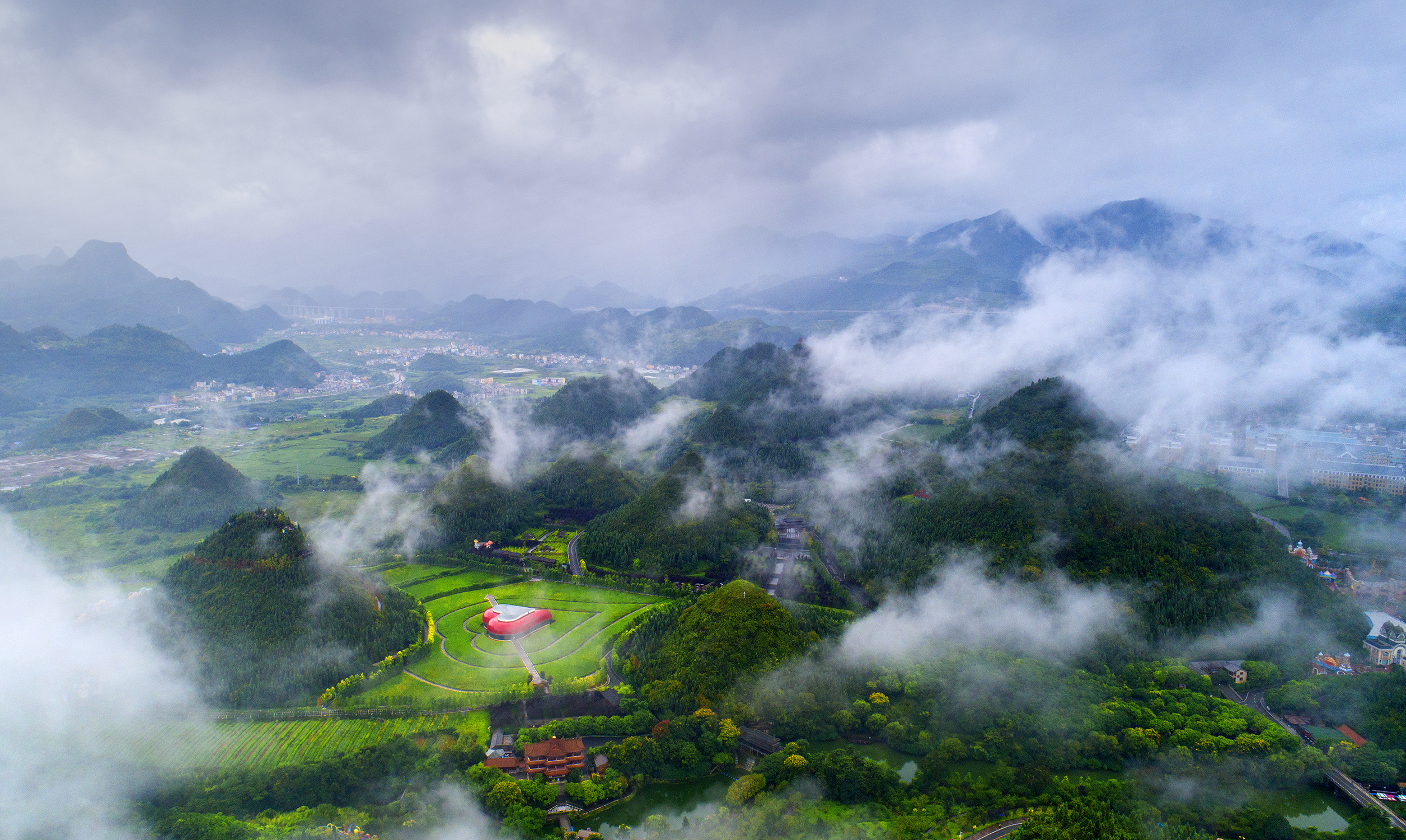 "红心向党礼赞祖国"摄影展第四期——《魅力金州》作品展_兴义网
