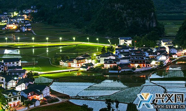 【辉煌四十年 奋进黔西南】兴义：打造山地旅游国际名片 铸造乡村振兴沧桑巨变(图2)