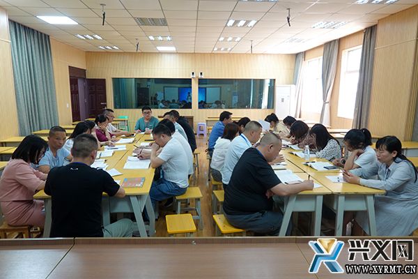 【辉煌四十年 奋进黔西南】兴义：砥砺四十载 聚力谱新篇 书写教育高质量发展答卷(图5)