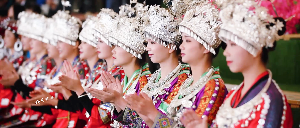 兴义市原创歌曲《青春兴义》：献礼州庆40周年(图5)