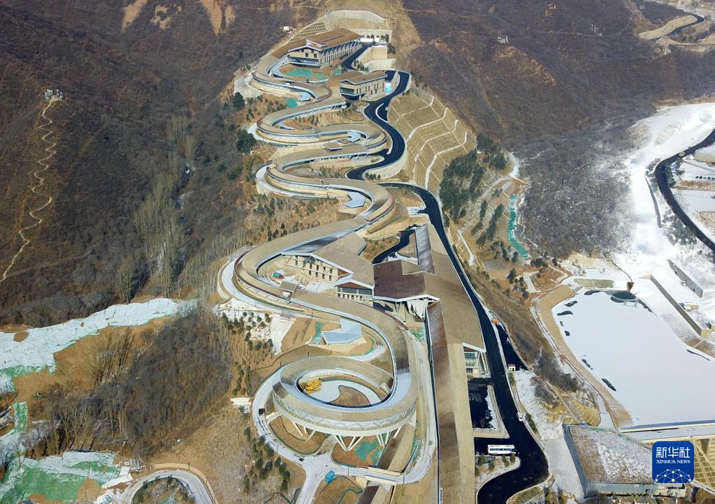 新时代中国调研行·非凡十年看优势丨冰雪盛会，书写下精彩的中国答卷——从北京冬奥会冬残奥会成功举办看中国特色社会主义制度优势(图6)