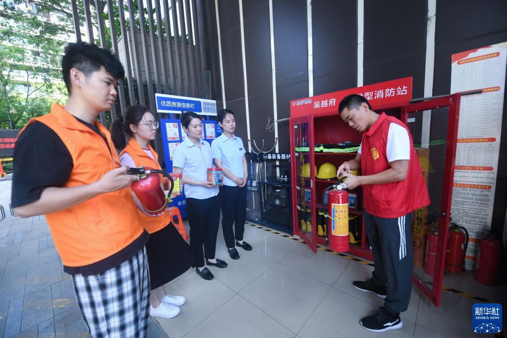 新时代中国调研行·非凡十年看优势丨将和谐稳定创建在基层——从基层治理创新看中国特色社会主义制度优势(图5) 新时代中国调研行·非凡十年看优势丨将和谐稳定创建在基层——从基层治理创新看中国特色社会主义制度优势(图5)