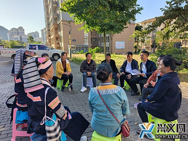 义龙新区：进村入户宣讲让党的二十大精神深入人心(图1)