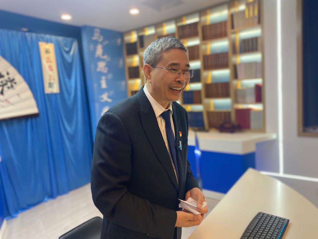 新时代新征程新伟业丨“在青春的时节，找到人生的航标”——一堂宣讲二十大精神的“思政课”(图1)