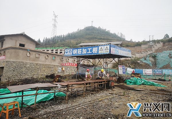 义龙新区脱贫攻坚城乡供水巩固提升工程完成总工程量的75%(图1) 义龙新区脱贫攻坚城乡供水巩固提升工程完成总工程量的75%(图1)