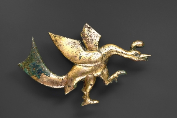 【康养胜地 人文兴义】交乐的四件鎏金铜鸟饰,是凤凰还是朱雀?(图1) 【康养胜地 人文兴义】交乐的四件鎏金铜鸟饰,是凤凰还是朱雀?(图1)