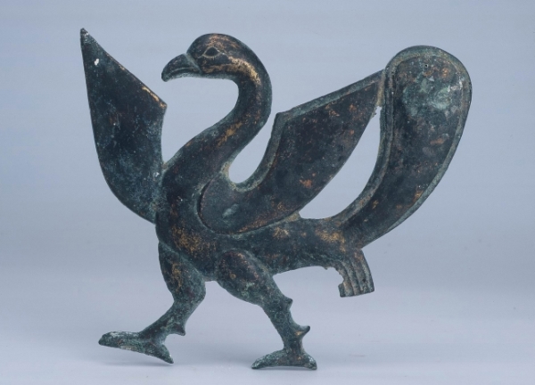 【康养胜地 人文兴义】交乐的四件鎏金铜鸟饰,是凤凰还是朱雀?(图2) 【康养胜地 人文兴义】交乐的四件鎏金铜鸟饰,是凤凰还是朱雀?(图2)