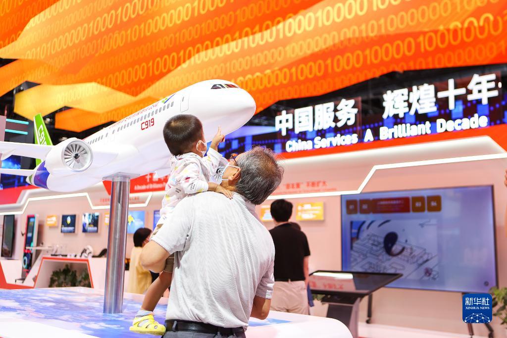 毅行大道天地阔——新征程上的中国将为人类发展进步作出更大贡献(图4) 毅行大道天地阔——新征程上的中国将为人类发展进步作出更大贡献(图4)