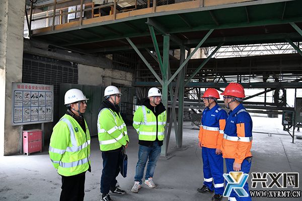 黔西南州高新区安监局开展安全检查 为企业复工复产保驾护航(图1)