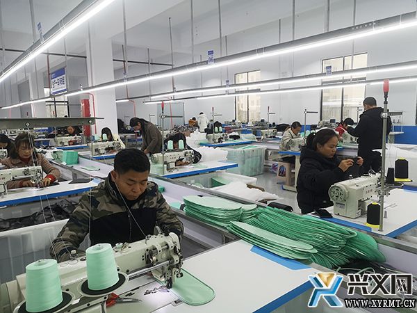 【“四乡”人才助力乡村振兴】曾杰：回乡办厂促就业(图1)