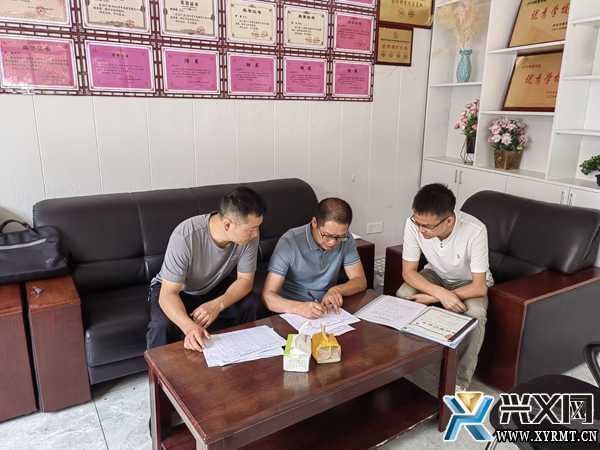 兴义市开展民办非企业学校专项督查(图1)