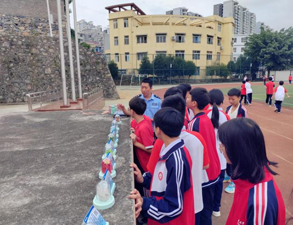 多部门联动：打好校园安全教育“组合拳”(图1)