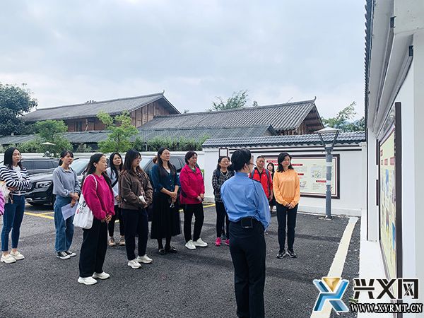 兴义市妇联开展反邪防邪、反恐防恐警示教育活动(图1)