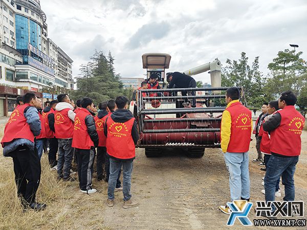 黔西南州：开展农机培训 助力农业机械化高质量发展(图1)