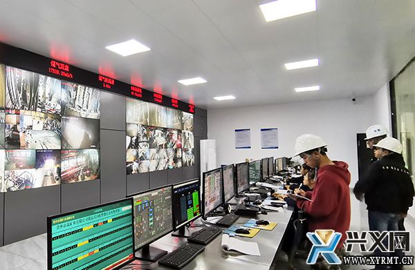 黔西南州高新区安监局持续开展安全生产检查 为企业发展保驾护航(图2) 黔西南州高新区安监局持续开展安全生产检查 为企业发展保驾护航(图2)