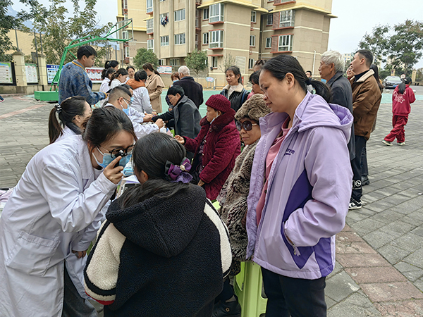 兴义市义龙新区举行2023年“12·5”国际志愿者日志愿服务集中示范活动(图6)