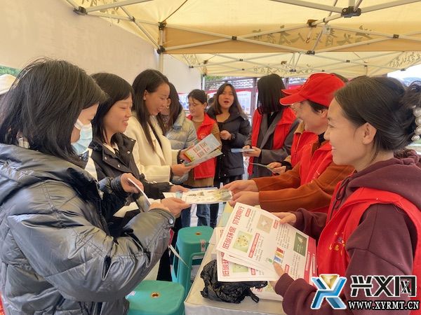 市人大常委会机关开展2023年“宪法宣传周”系列宣传活动(图1) 市人大常委会机关开展2023年“宪法宣传周”系列宣传活动(图1)