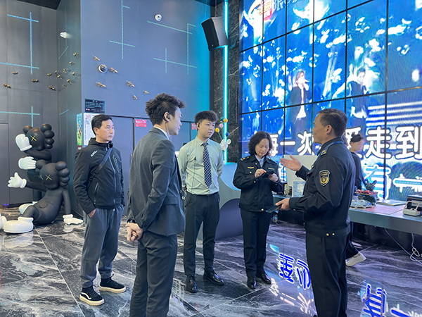 州市联合开展安全稳定督导检查行动(图1)