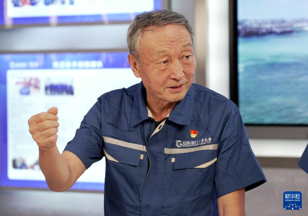 国家勋章和国家荣誉称号获得者｜许振超：精益求精做好本职工作，成为无愧于时代的劳动者(图5)