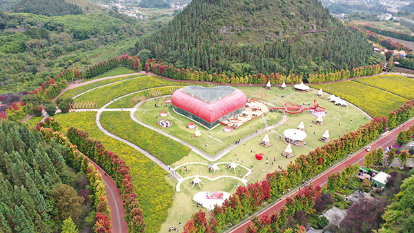 阳光谷旅游度假区：国庆假期旅游持续升温 预计接待游客18万人次(图6)