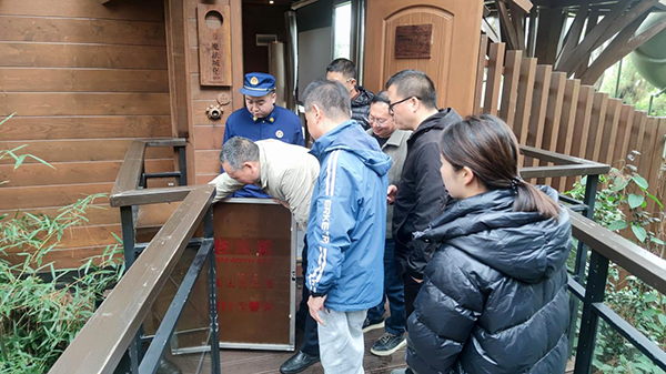 兴义市文体广电旅游局联合多部门开展旅游景区冬季安全检查(图2)