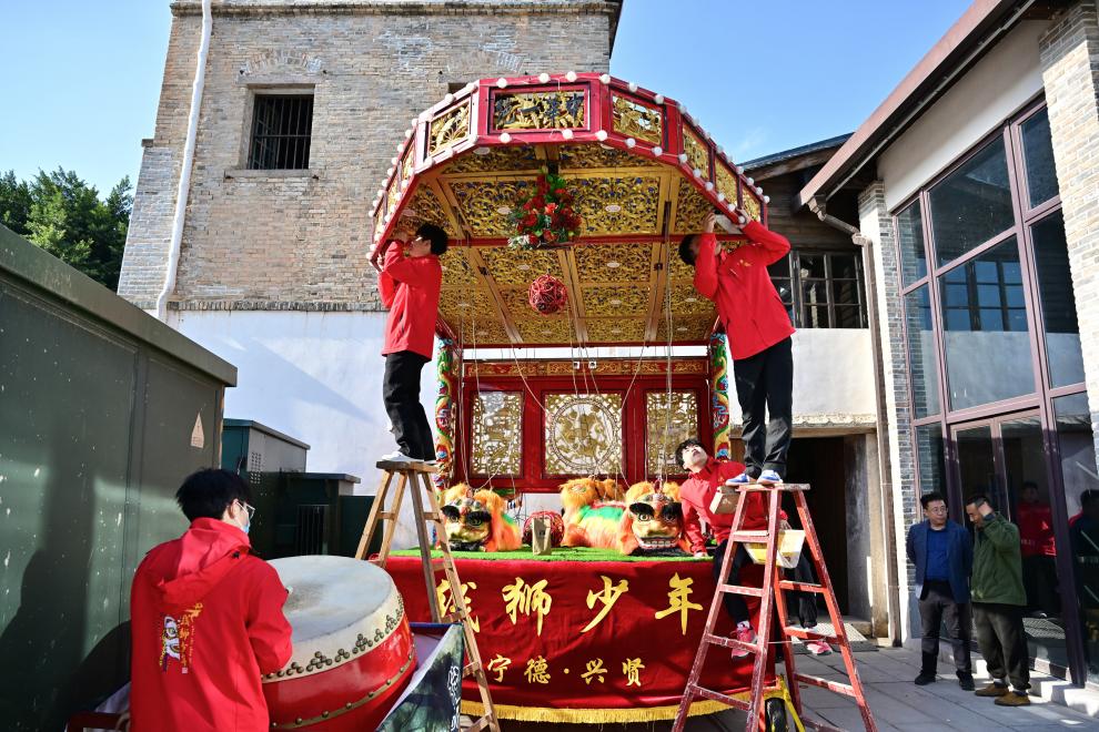 文化中国行·镜头里的非遗年｜线狮少年舞新春(图24)