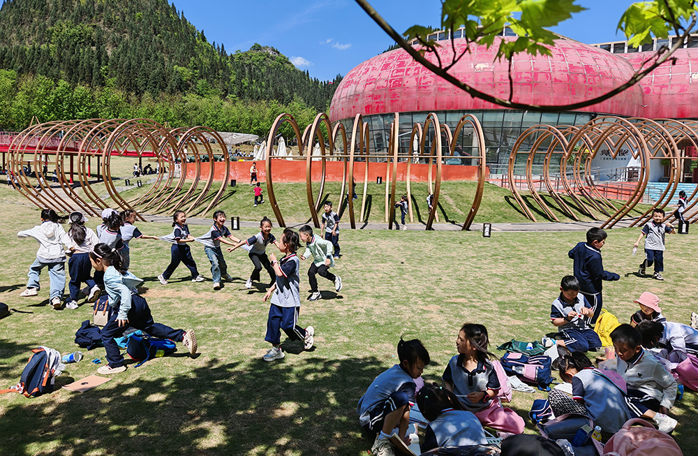 阳光谷旅游度假区迎来学生春游研学高峰(图3)