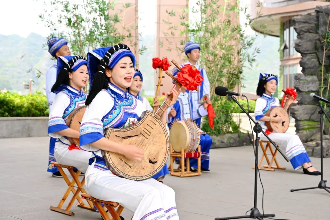 贵州兴义万峰林景区“五一奇遇记”：非遗遇山水 文旅展新篇(图9)