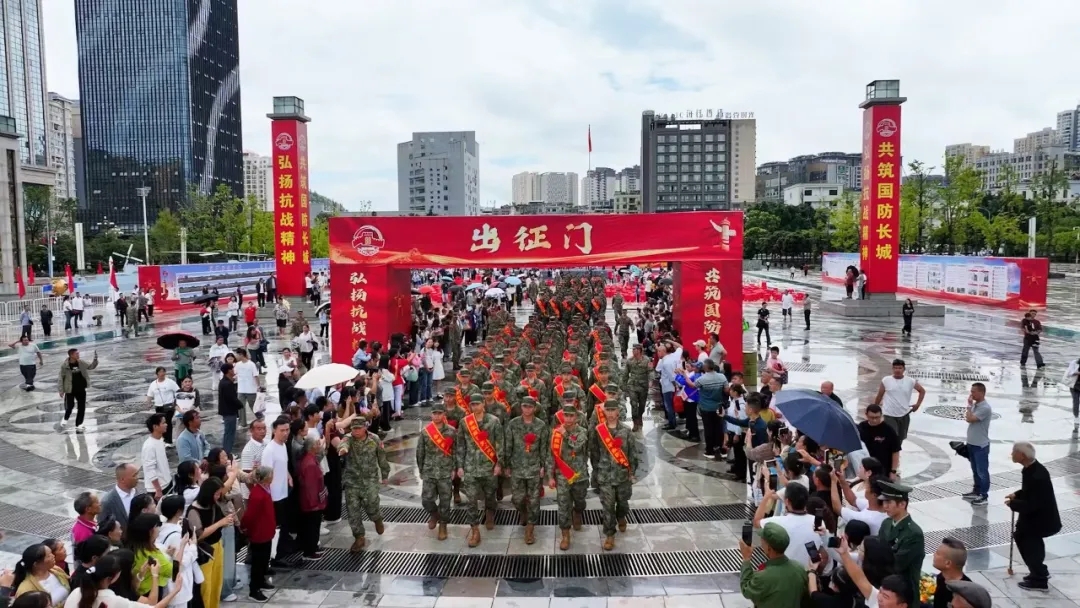 黔西南州：送新兵 踏征程 热血铸魂赴军营(图7)