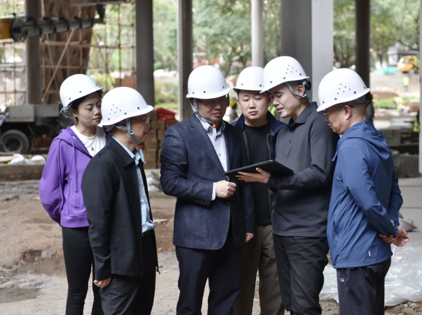 顾先林到马岭河峡谷景区调研提质升级、秋冬游等工作(图2)