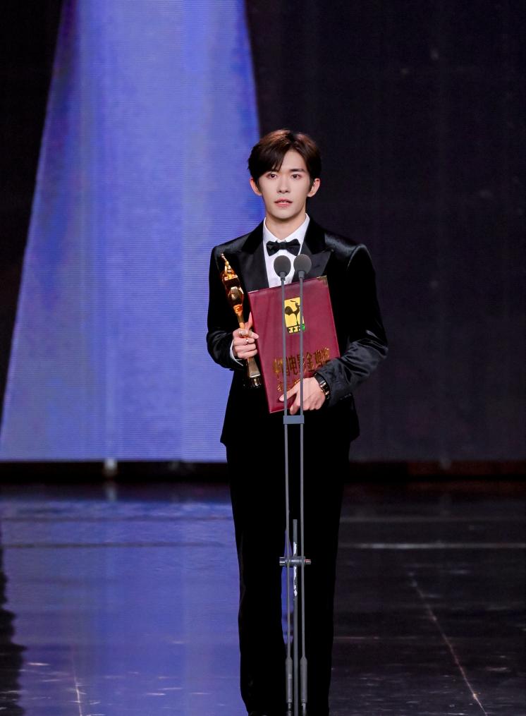 创作多元化、新生代崛起、产业融合深化——从第38届金鸡奖看中国电影发展趋势(图2)