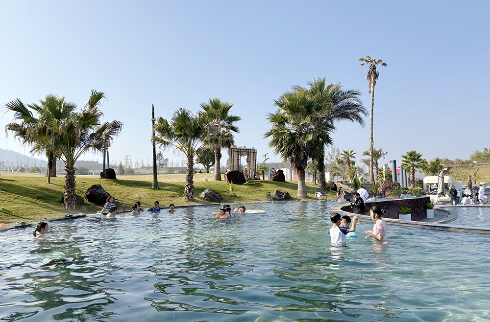 兴义:创新业态提升冬季旅游吸引力(图6) 兴义:创新业态提升冬季旅游吸引力(图6)