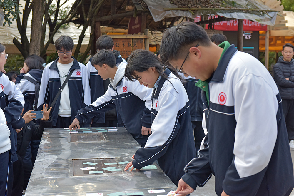 黔西南州同源中学：艺术生研学之旅 以多元实践促成长减压(图4)