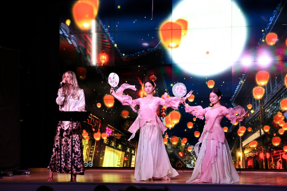 冰雪为桥!解码冬奥会开幕式的文明共生密码(图27) 冰雪为桥!解码冬奥会开幕式的文明共生密码(图27)