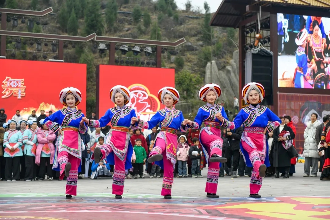 【阳光黔西南·新春纪】贵州烟火气·黔味中国年│黔西南州春节文旅体活动精彩不重样!让你一次玩个够~(图6) 【阳光黔西南·新春纪】贵州烟火气·黔味中国年│黔西南州春节文旅体活动精彩不重样!让你一次玩个够~(图6)