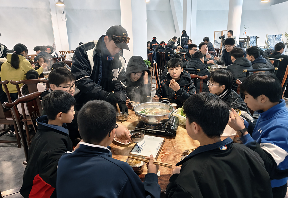 兴义：冬训赛场年味浓 挥棒逐梦迎新春(图7)