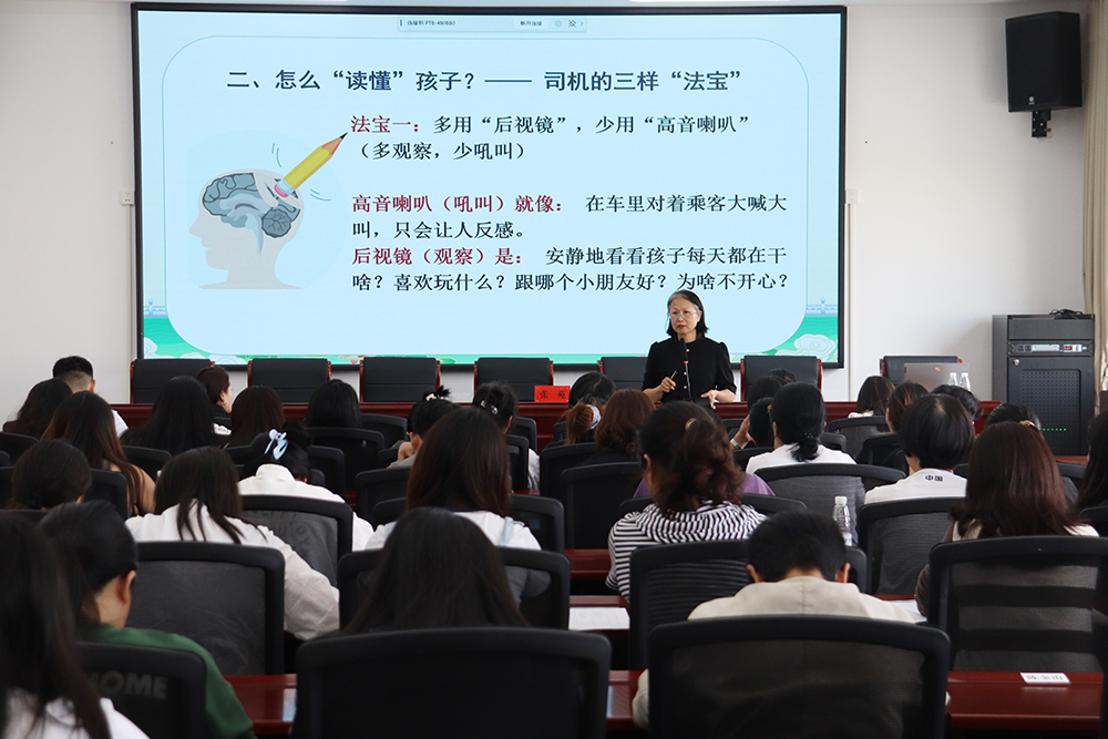 市妇联：聚焦急难愁盼 激活巾帼动能 书写妇女儿童高质量发展新篇章(图2)