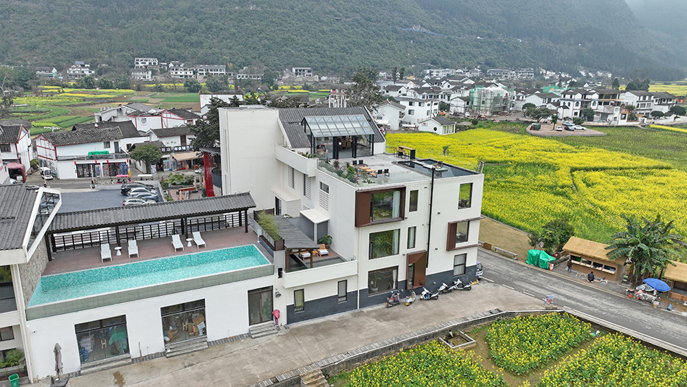 万峰林中寨：热门引流+闲资焕新 激活旅游新动能(图4)