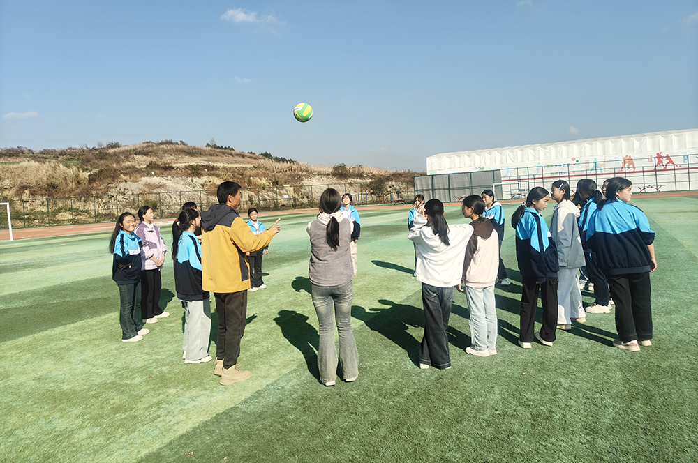 兴义：气候赋能“体养融合” 高铁加持旅居出圈(图2)