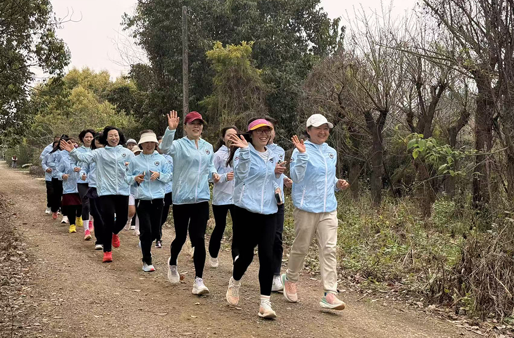 兴义：多姿多彩庆“三八” 巾帼风采绽芳华(图11)