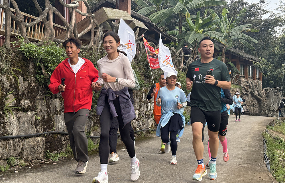 “万马”早餐跑·媒体茶话会在纳具和园康养小镇举行(图2)