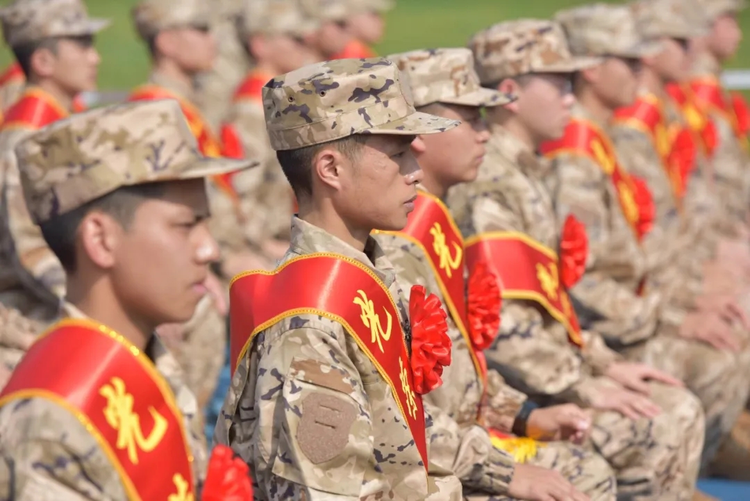兴义市举行2026年上半年新兵入伍欢送仪式(图5)