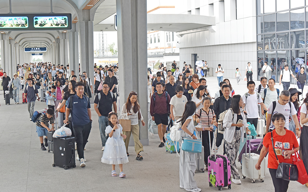 盘兴高铁端午运输圆满收官 5天到发旅客超11万人次(图3)