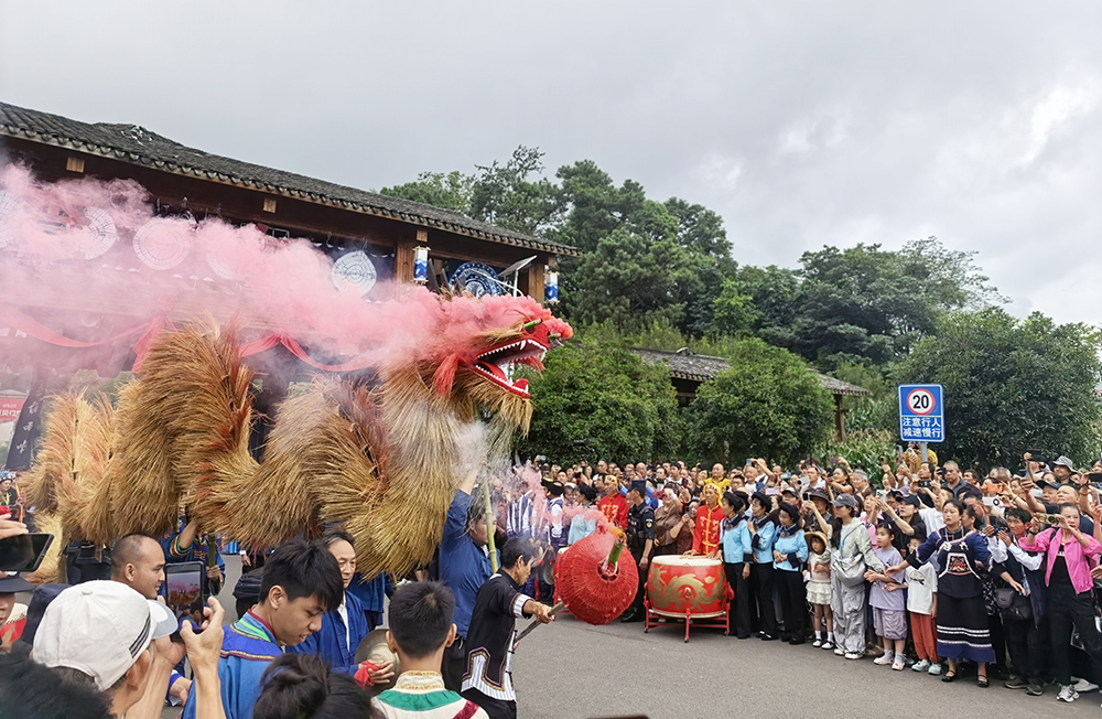 特色查白场亮点纷呈！兴义查白歌节激活乡村文旅消费新动能(图4)